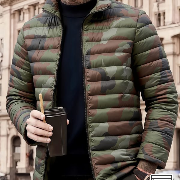 Men's Camouflage Casual Sport Jacket, Featuring a Small Stand-up Collar Design - a Classic and Versatile Windbreaker with Zippered Pockets for Easy Carrying and Storage. This Loose-fitting Warm Jacket Offers a Regular Fit, Ideal for Casual Outdoor