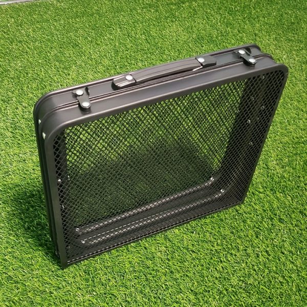 Portable outdoor small iron table
